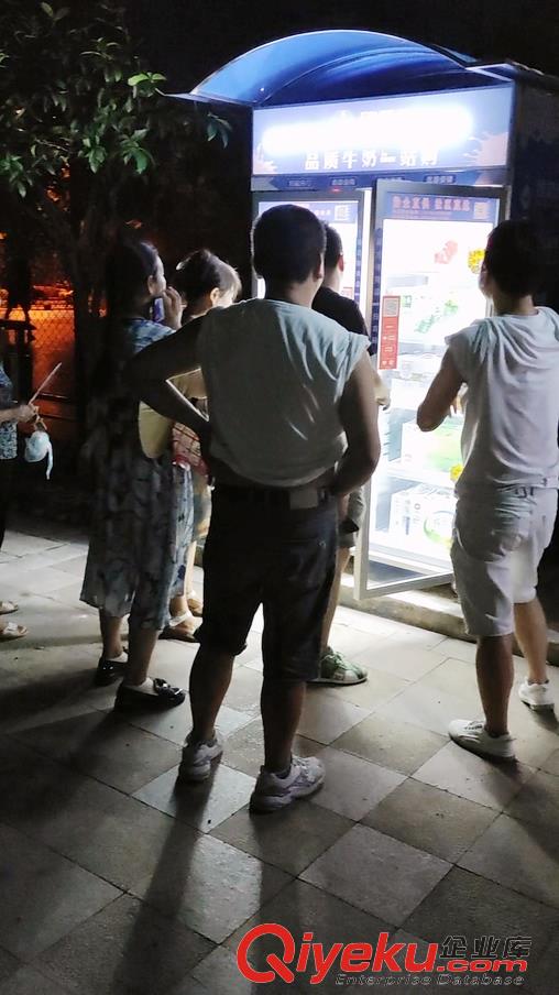 臻奶惠社區(qū)奶柜加盟有哪些優(yōu)勢？