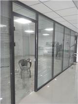 和平區(qū)安裝玻璃隔斷施工方案
