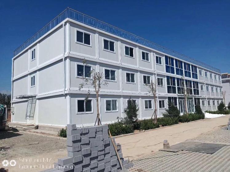 威海集裝箱活動房出售 文登三層彩鋼板房租賃 箱式房舊材回收原始圖片3